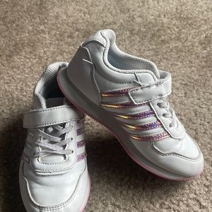 Toddler girl sneakers